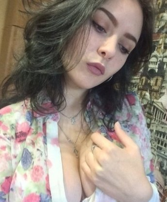 👠Встречи со мной - настоящее искусство, которое оставит в твоей памяти яркий след.😇
Я настоящая профессионалка в своем деле и готова позаботиться о твоих самых сокровенных желаниях и фантазиях. 💘
Фото - 100% мои и свежие! Не сомневайся в истинности моей внешности, ведь я славлюсь своей природной красотой. 💋
Живу в Москве, и готова встретиться с тобой в уютной обстановке моей апартаменты. 👑 Сделаю все, чтобы наше свидание стало для тебя воплощением мечты!
Услуги 🎁: классический секс, оральные ласки, массаж, стриптиз, фетиш, ролевые игры и многое другое. 💫
Отзывы - дело говорящее! А мои отзывы подтверждают мою высокую квалификацию и незабываемость встреч. 💯
Не упусти возможность ощутить настоящее наслаждение и позвони мне прямо сейчас! Жду тебя, мой дорогой! 😘 Ксения